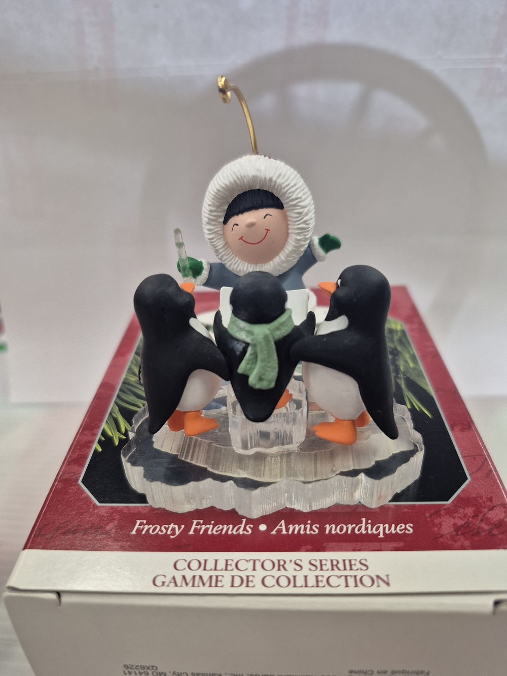 Vtg. Hallmark 1998 "Frosty Friends"  Ornament
